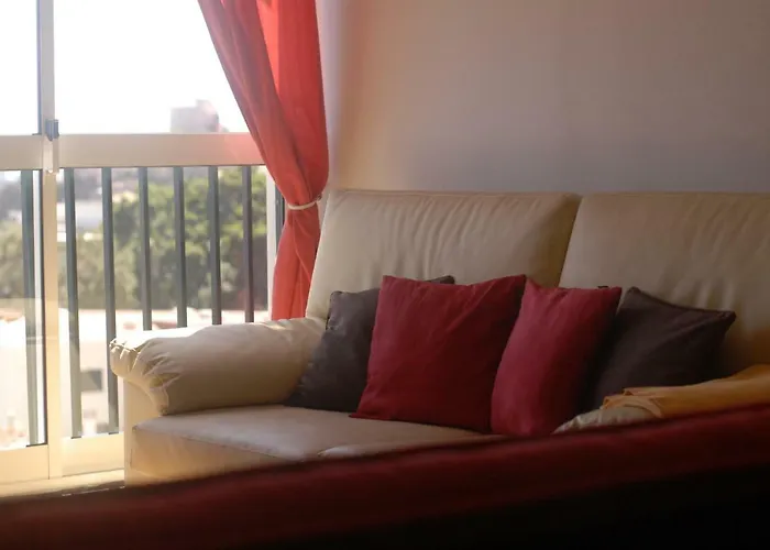 Olivia's Place דירה פונשל