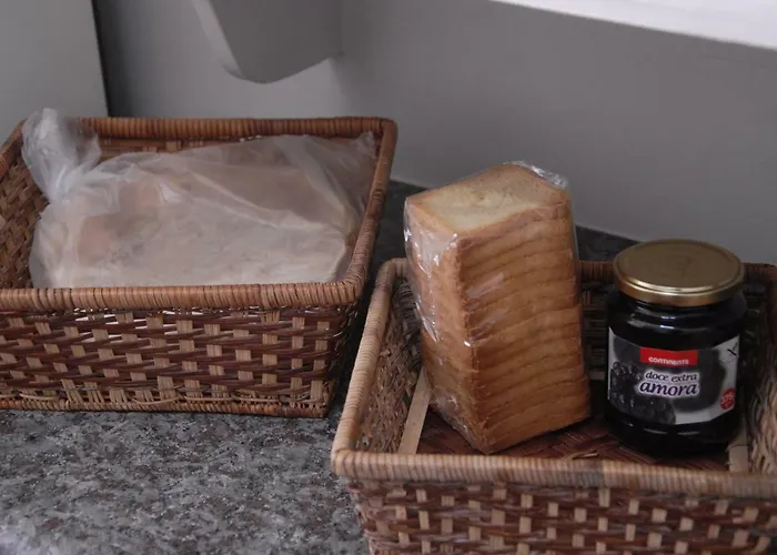 Olivia's Place Apartment *